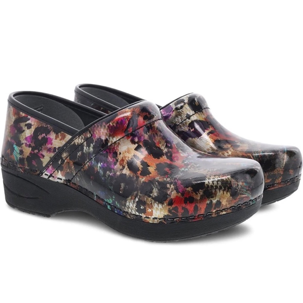 Dansko XP 2.0 Multi Leopard Patent Leather Clogs Size 39